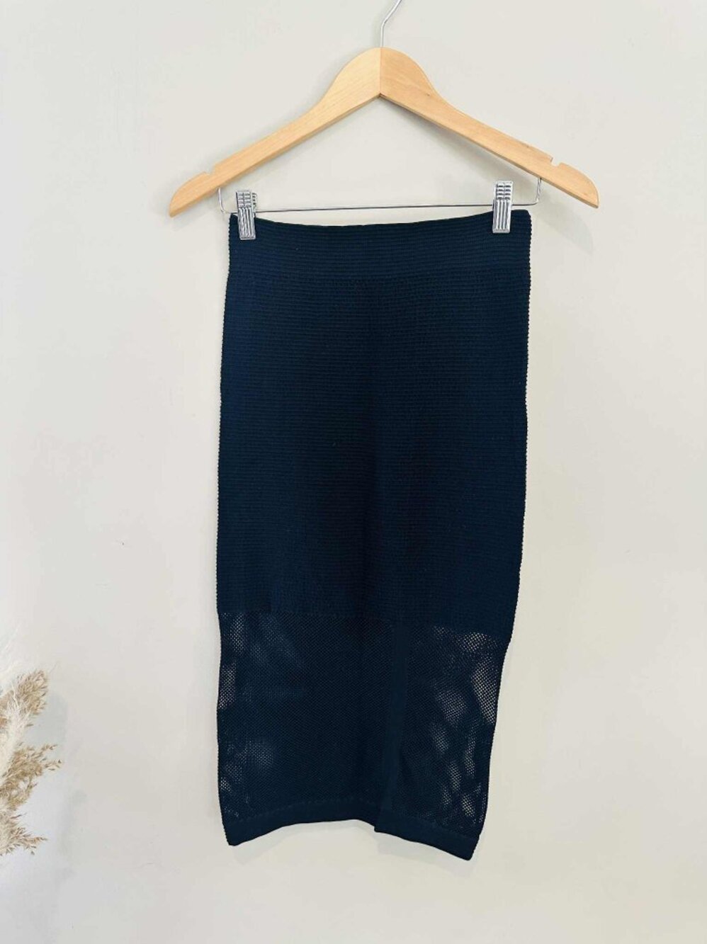 BCBGeneration Black Ribbed Knit Pencil Skirt, Size S/XS